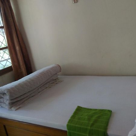 Big Bell Guest House Bhatgoan Esterno foto