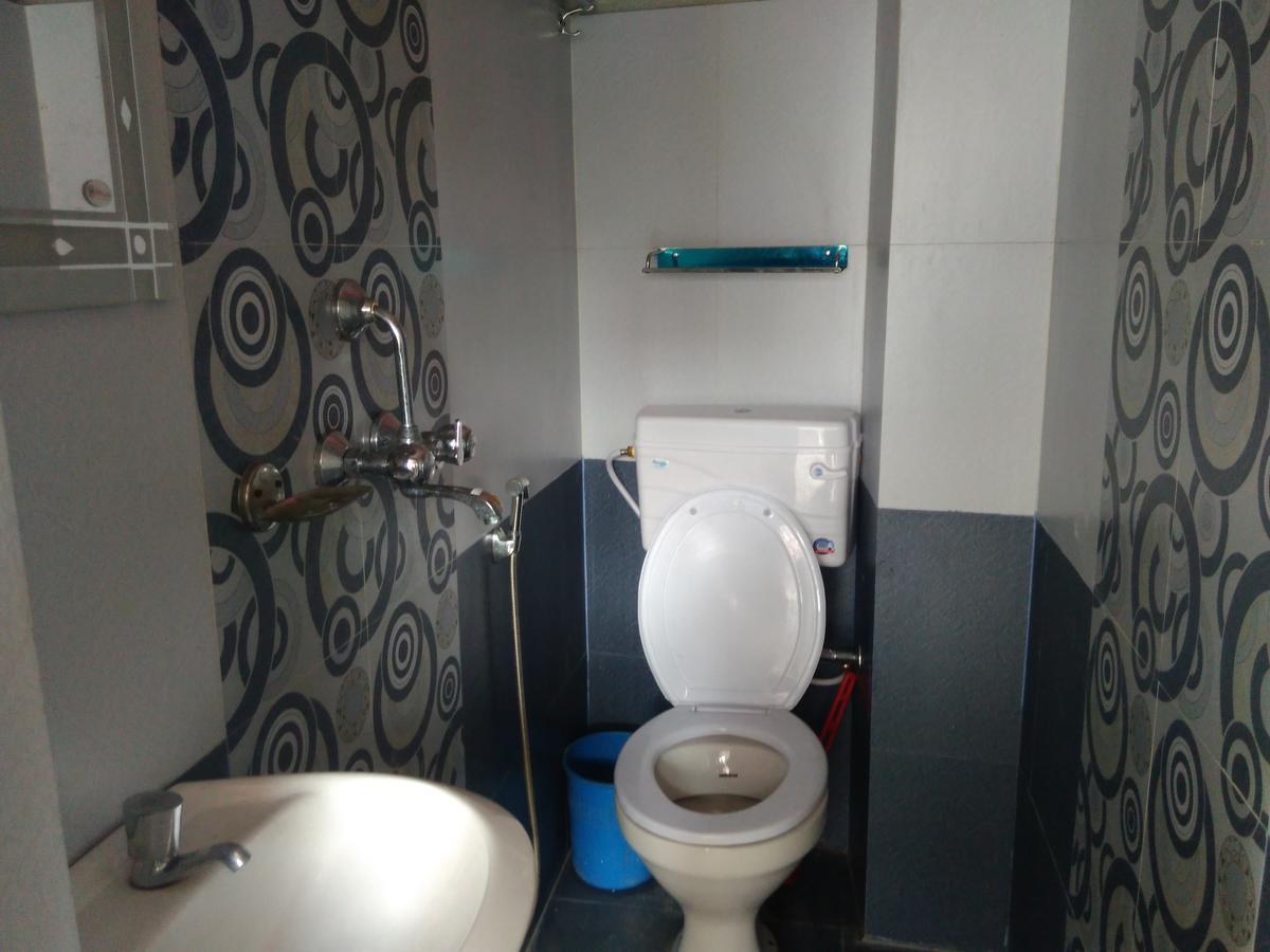Big Bell Guest House Bhatgoan Esterno foto